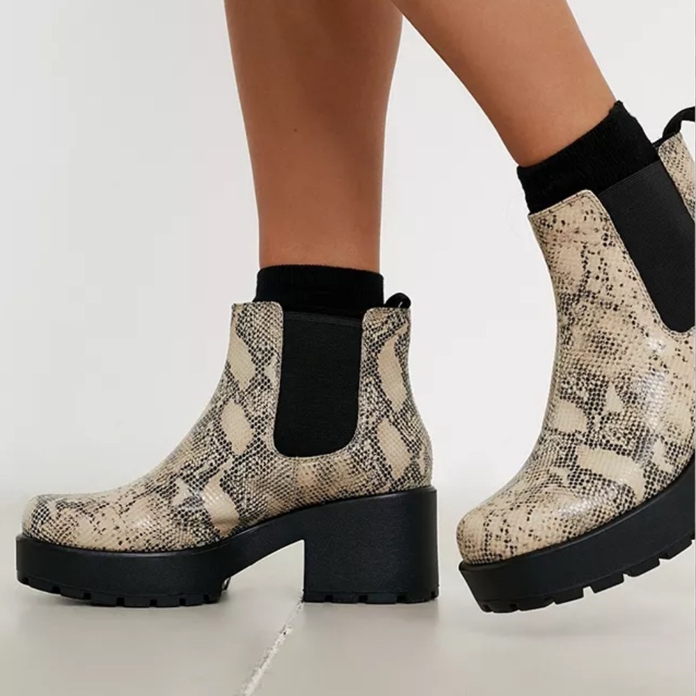 Vagabond Snakeskin Print Boot
